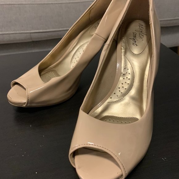 Nude open-toe heels - Picture 1 of 3